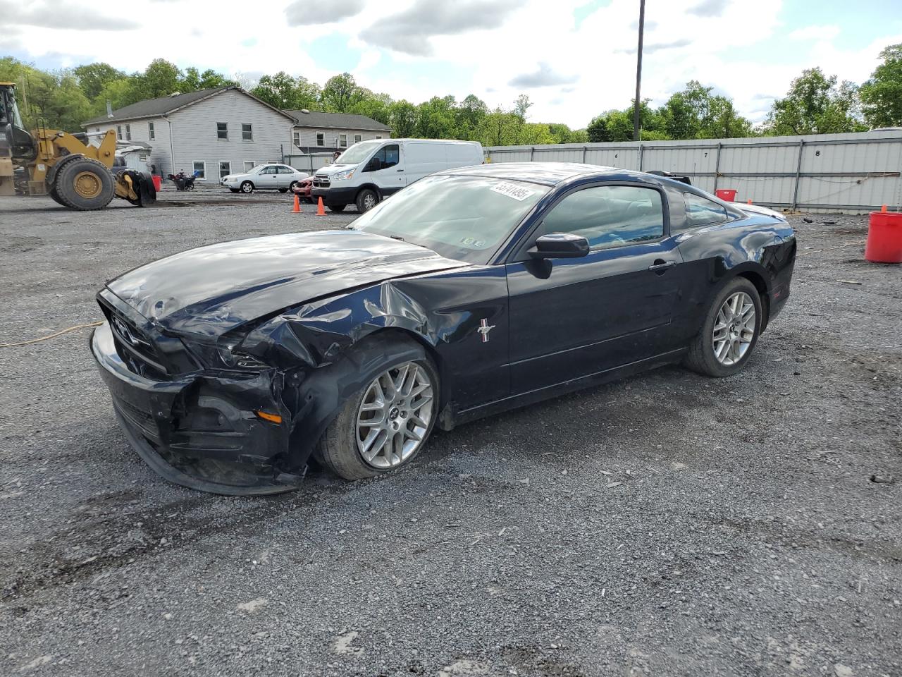 FORD MUSTANG
