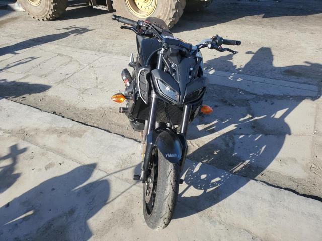 YAMAHA MT09 C 2020 black  gas JYARN53Y6LA001722 photo #3