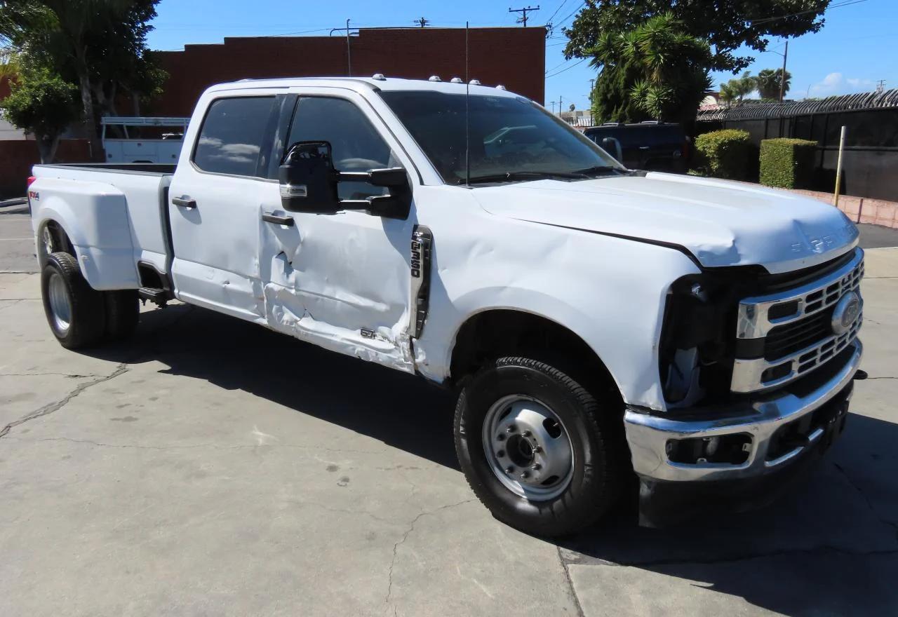 FORD F-350 SUPER DUTY
