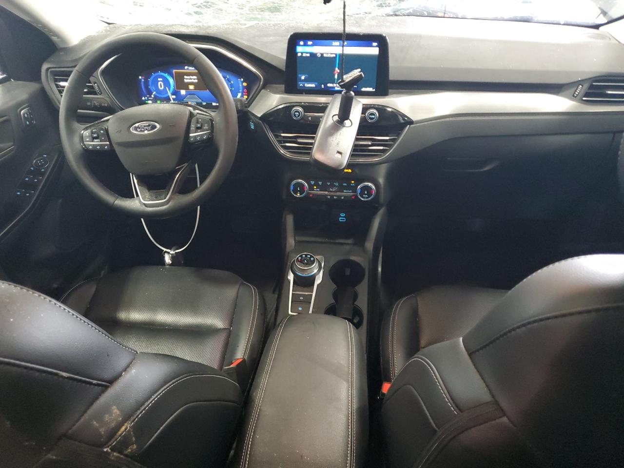 FORD ESCAPE TITANIUM