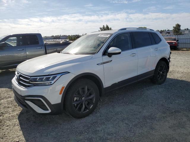 VOLKSWAGEN TIGUAN SE