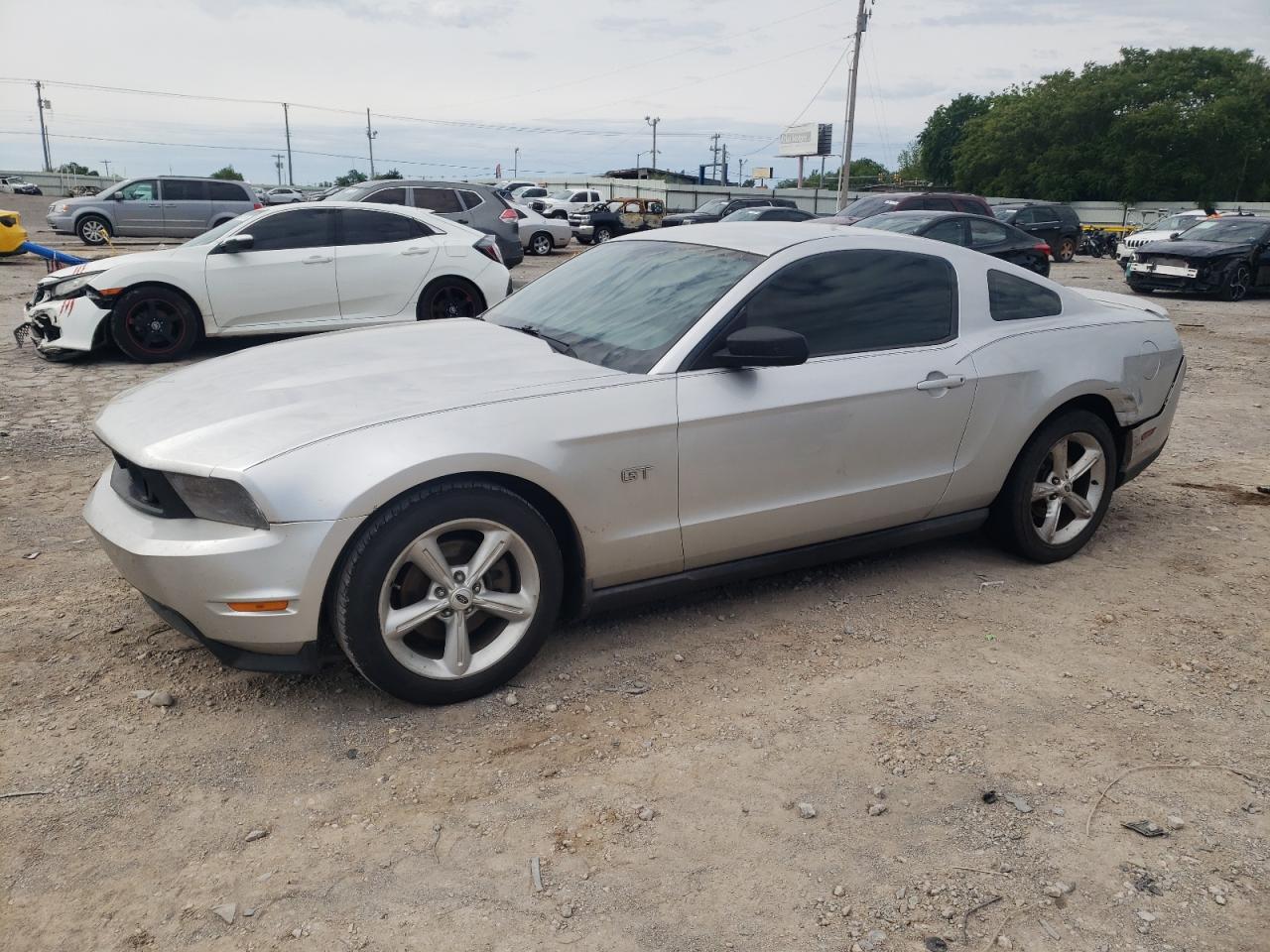 FORD MUSTANG GT