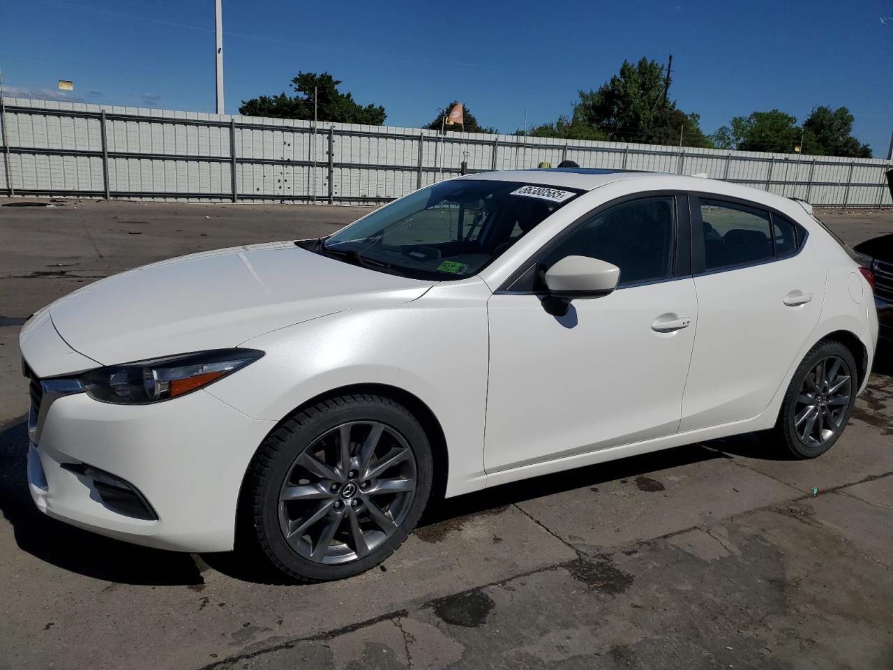 MAZDA 3 TOURING