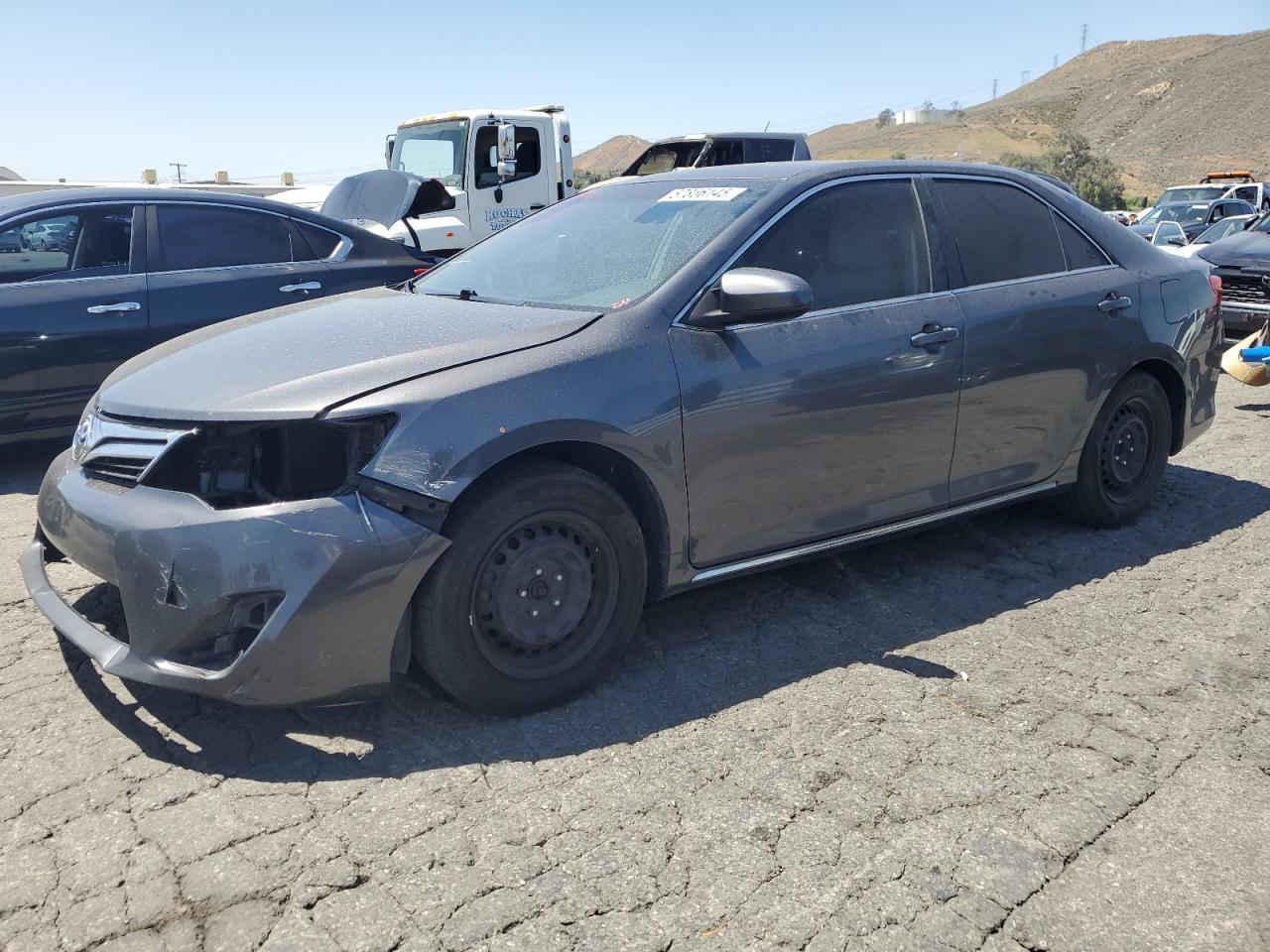 TOYOTA CAMRY BASE