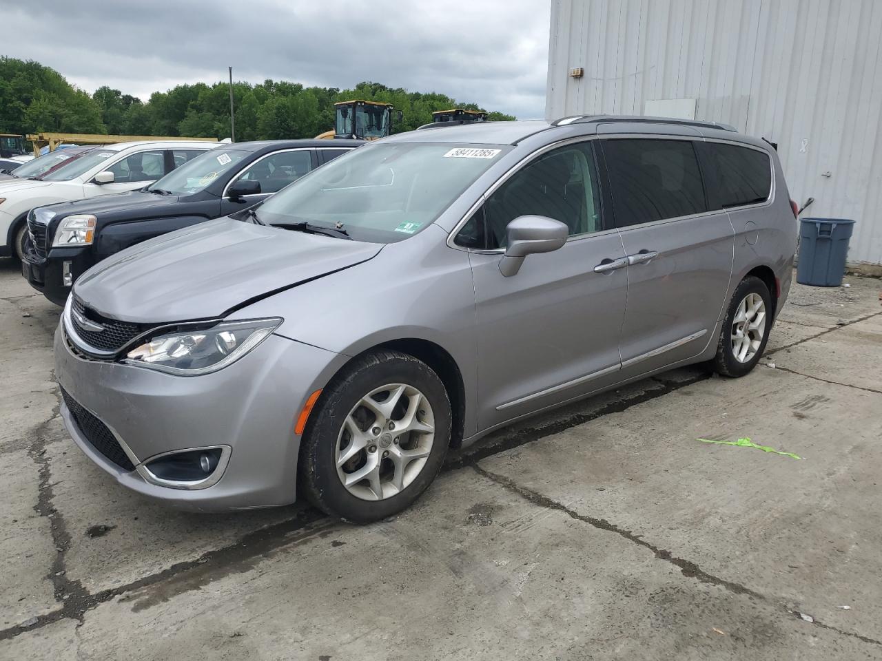 CHRYSLER PACIFICA TOURING L