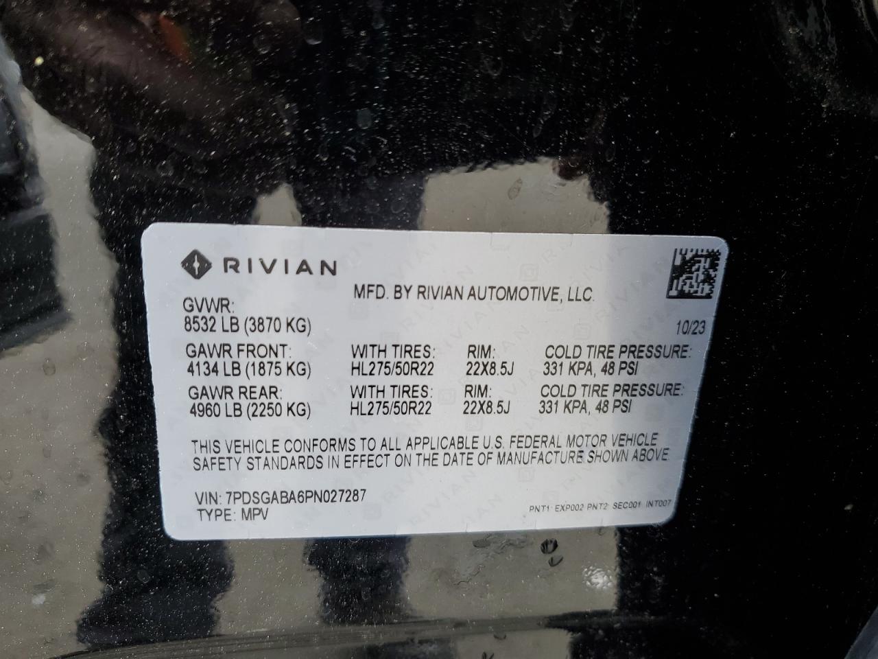 RIVIAN R1S ADVENTURE