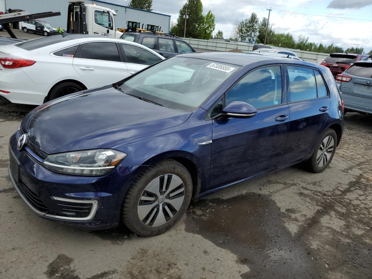 VOLKSWAGEN E-GOLF SE