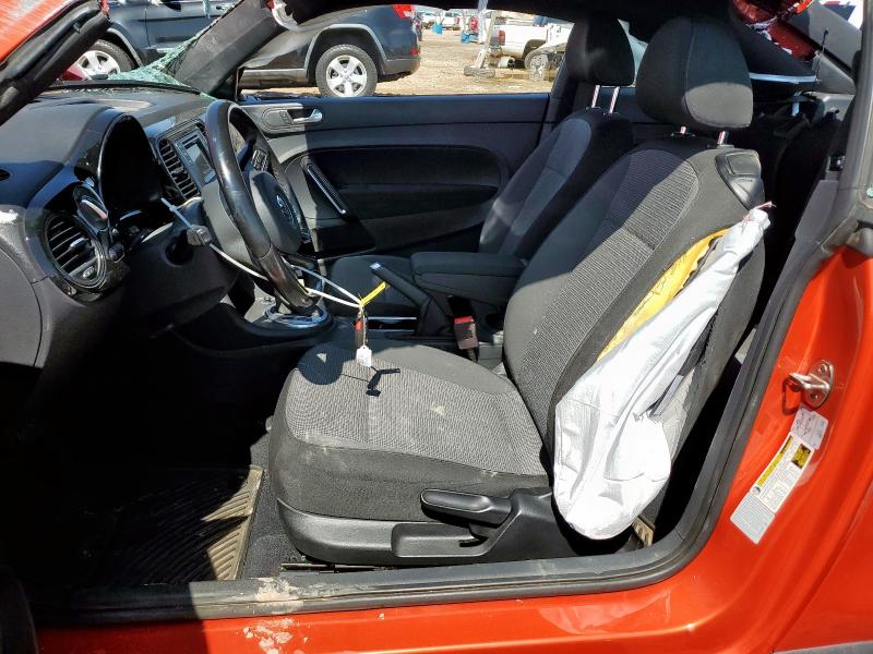 2018 VOLKSWAGEN BEETLE S 3VWFD7AT5JM702830