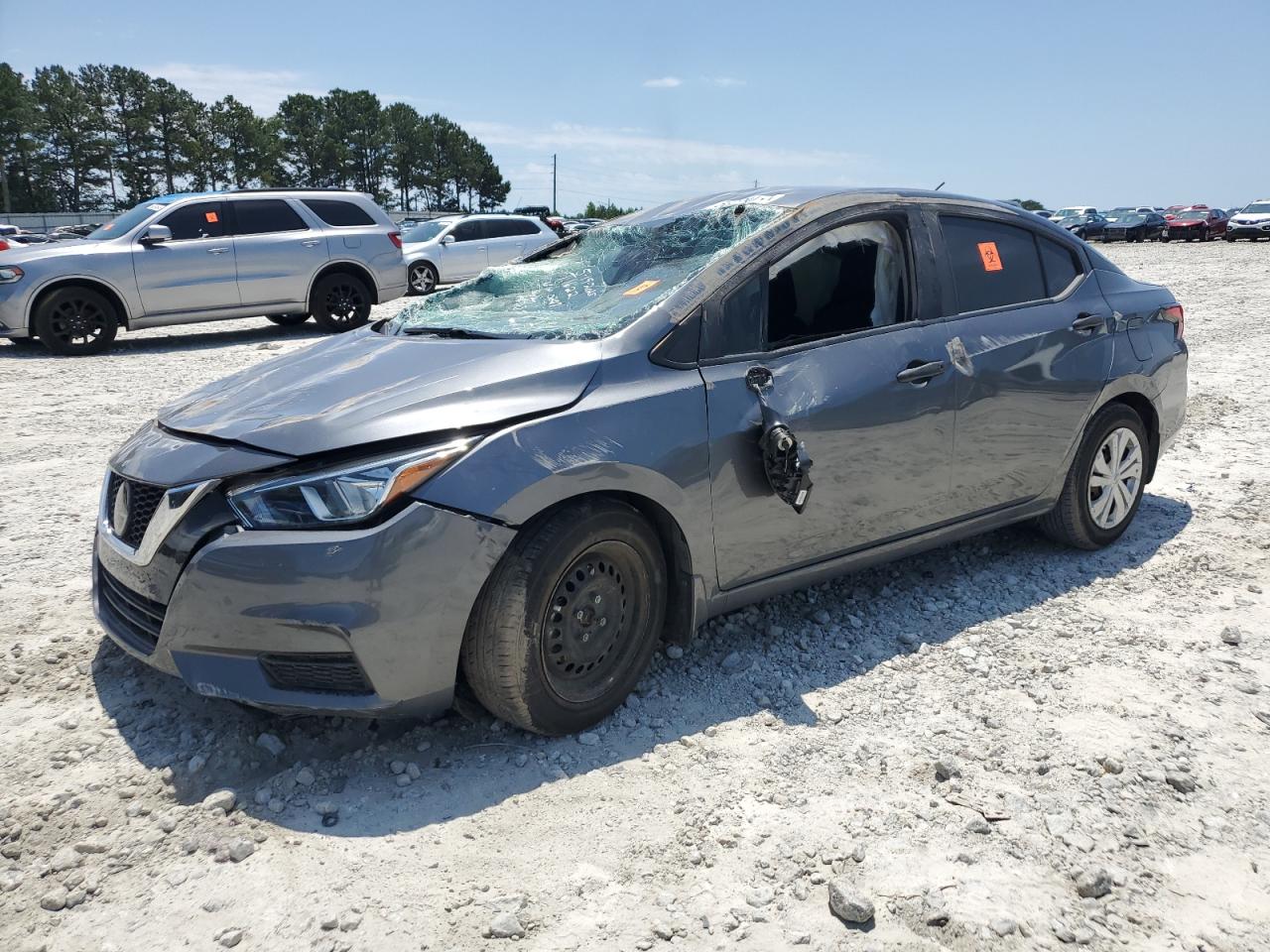 NISSAN VERSA S