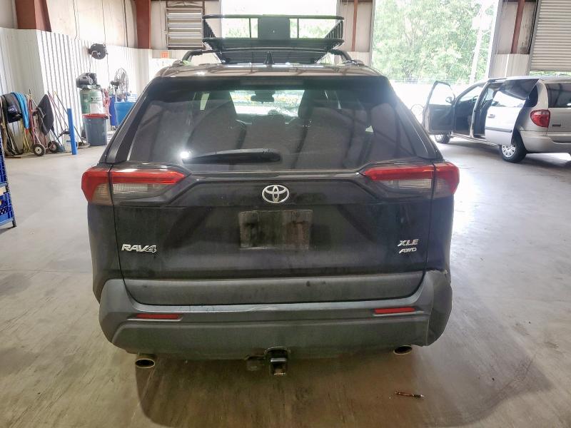 2021 TOYOTA RAV4 XLE - 2T3P1RFV2MC176795