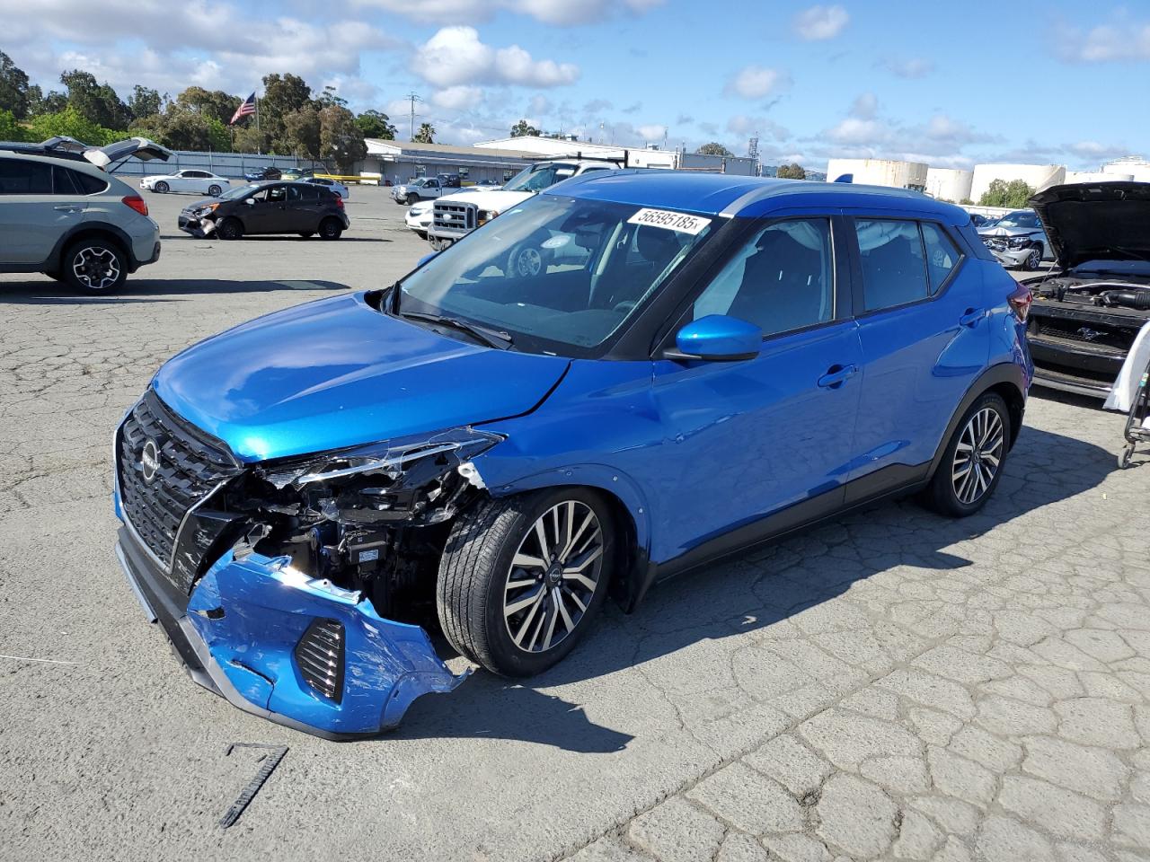 NISSAN KICKS SV