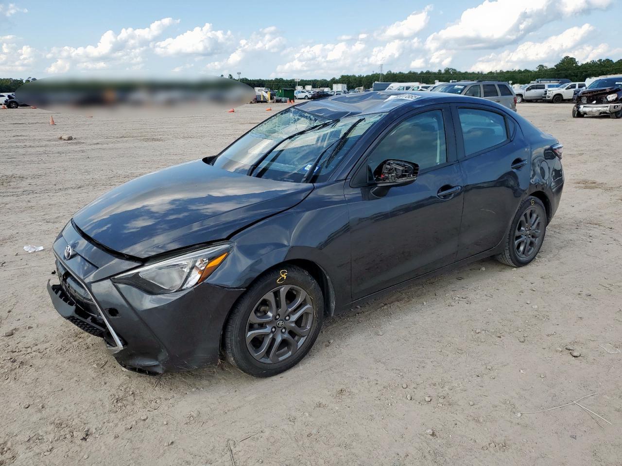 TOYOTA YARIS L