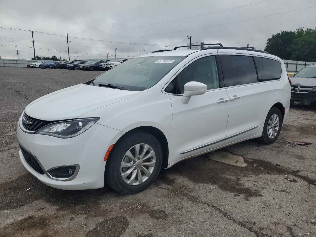 CHRYSLER PACIFICA TOURING L