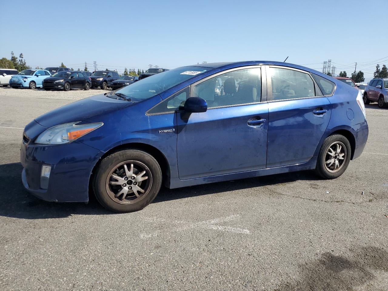 TOYOTA PRIUS