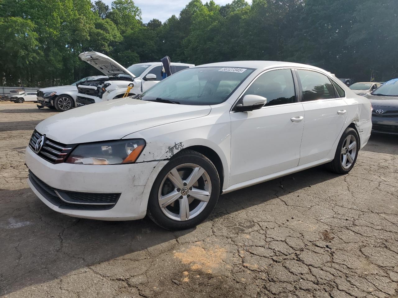 VOLKSWAGEN PASSAT SE