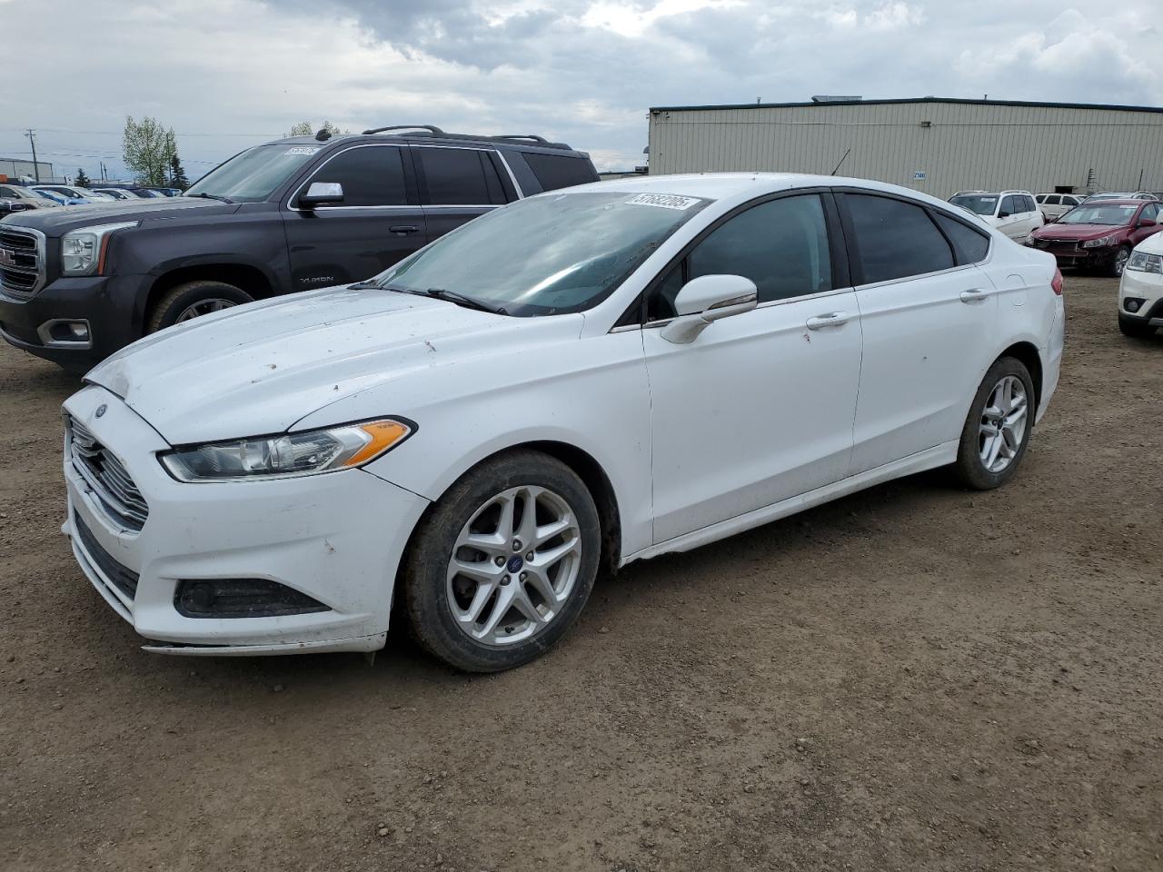 FORD FUSION SE
