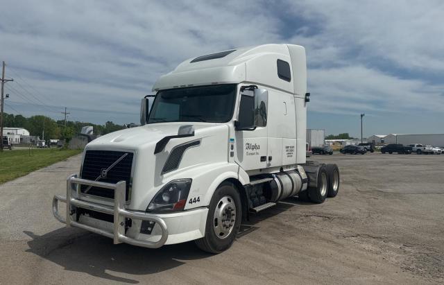 VOLVO VN VNL 2013 white tractor diesel 4V4NC9EGXDN135135 photo #3