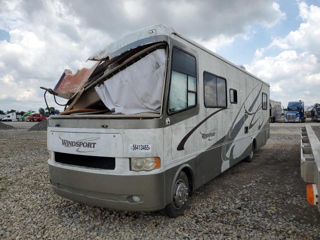 WORKHORSE CUSTOM CHASSIS MOTORHOME 2004 5B4MP67G033371378 photo #3