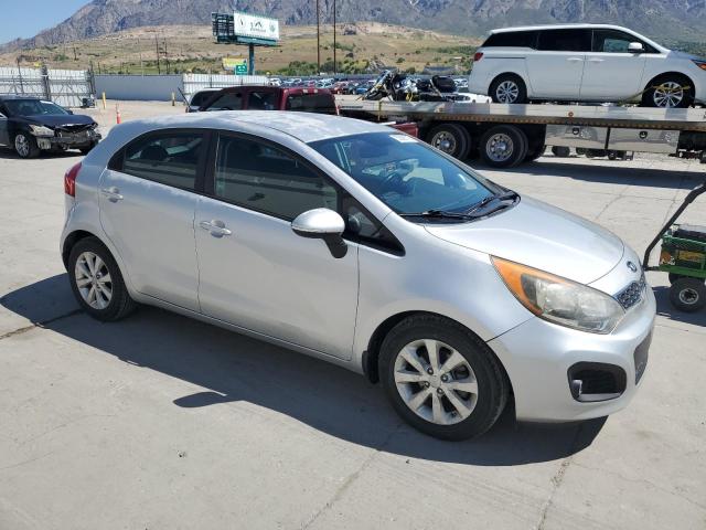 Vin: knadn5a34f6447944, lot: 55696715, kia rio ex 20154