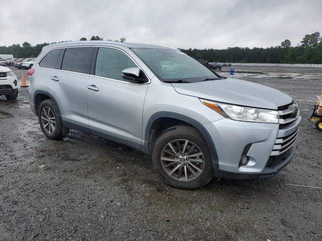 Vin: 5tdkzrfhxks552573, lot: 56968315, toyota highlander se 20194