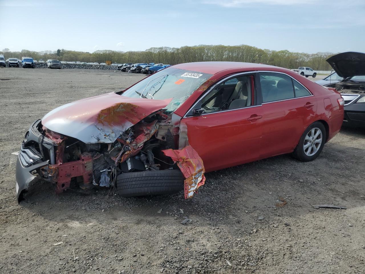TOYOTA CAMRY BASE