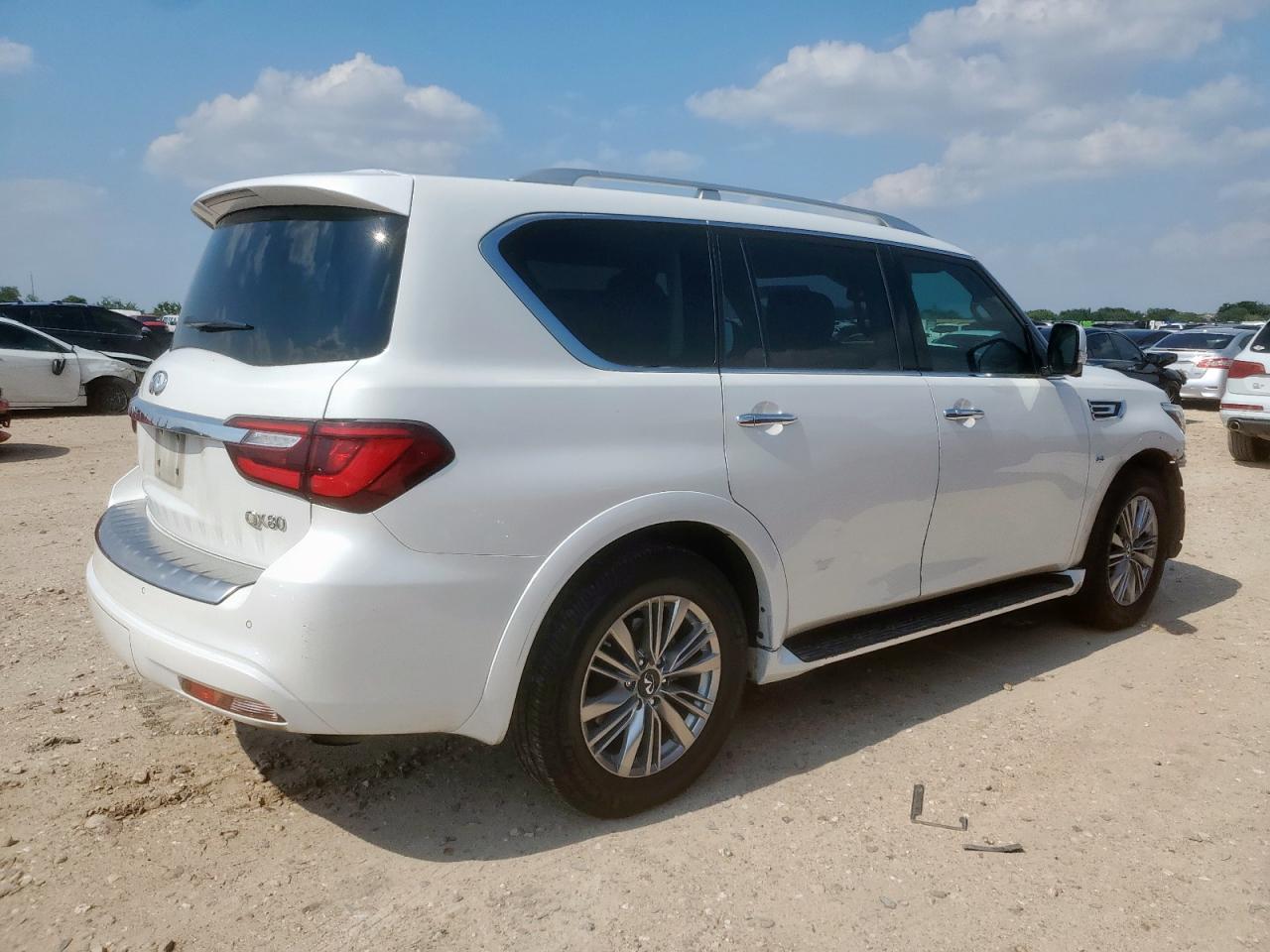 INFINITI QX80 2018