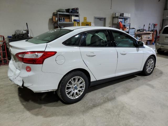 Vin: 1fahp3f23cl405688, lot: 58015455, ford focus se 20123
