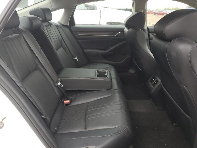 2018 HONDA ACCORD TOU - 1HGCV2F96JA002526