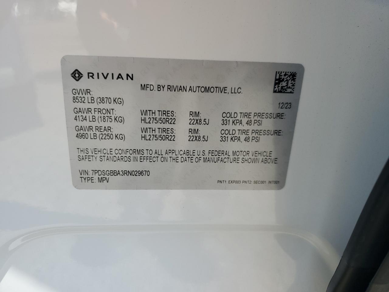 RIVIAN R1S ADVENTURE