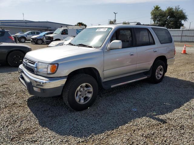 TOYOTA 4RUNNER SR 2002 silver  gas JT3GN86R320259450 photo #1