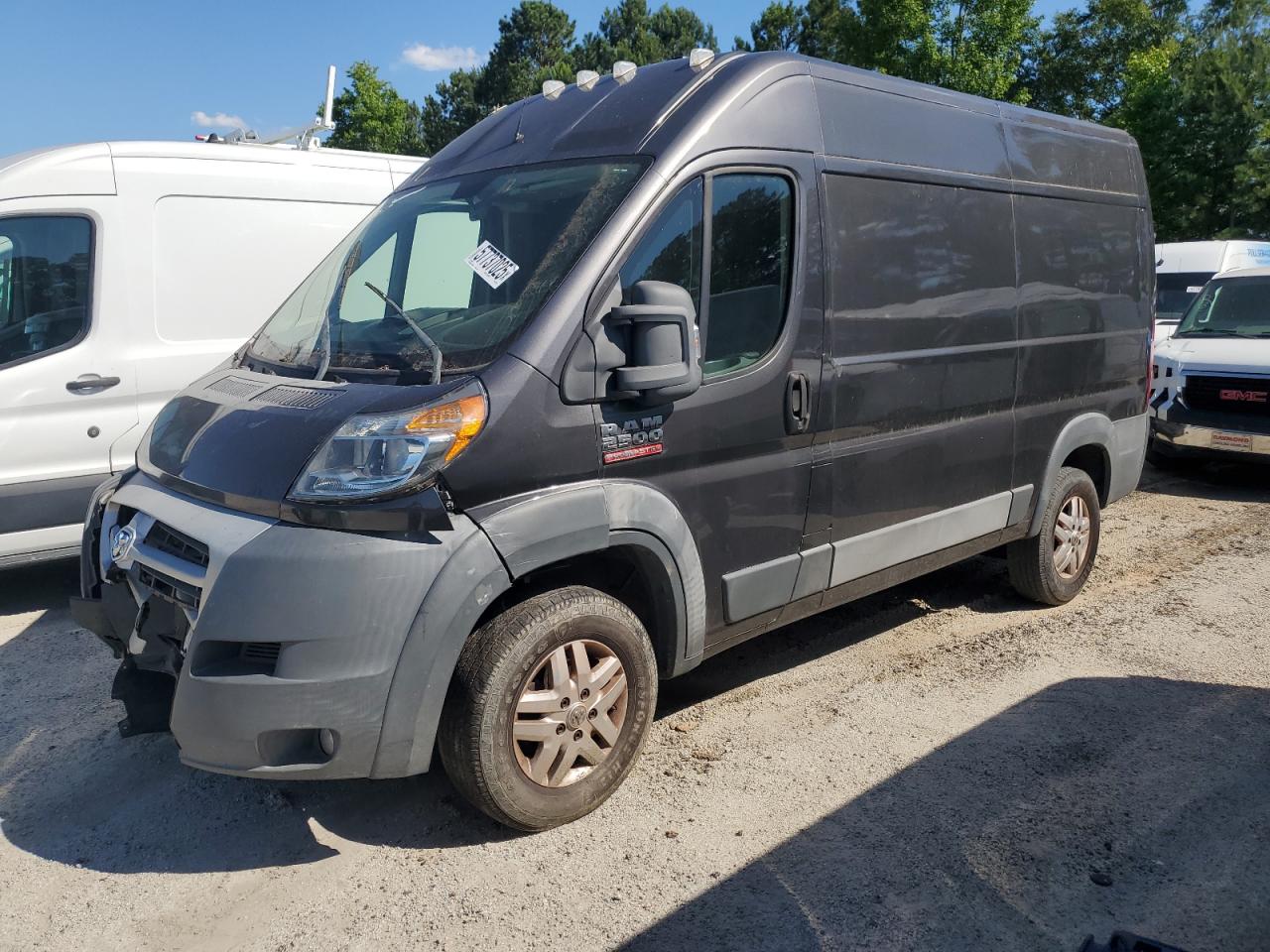 RAM PROMASTER 2500 HIGH
