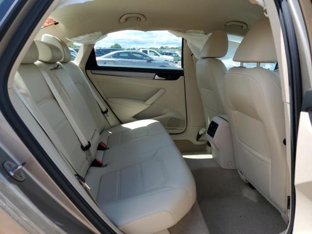 2015 VOLKSWAGEN PASSAT SE - 1VWBV7A3XFC056494