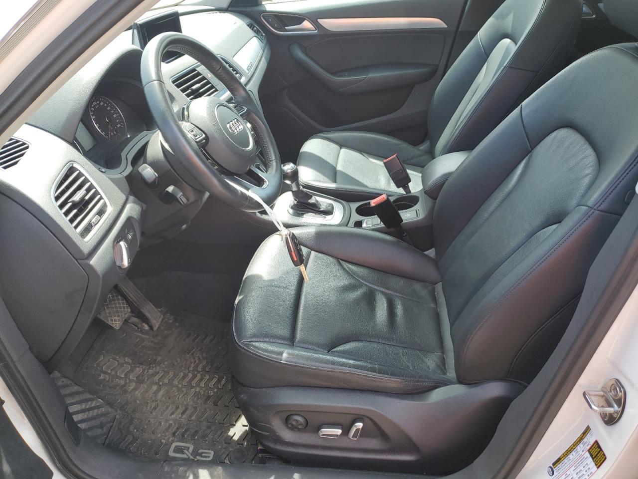 AUDI Q3 PREMIUM PLUS