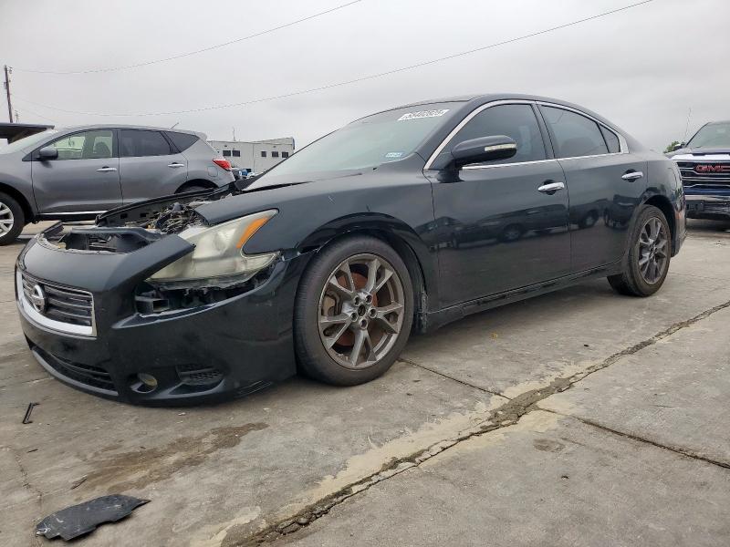NISSAN MAXIMA S
