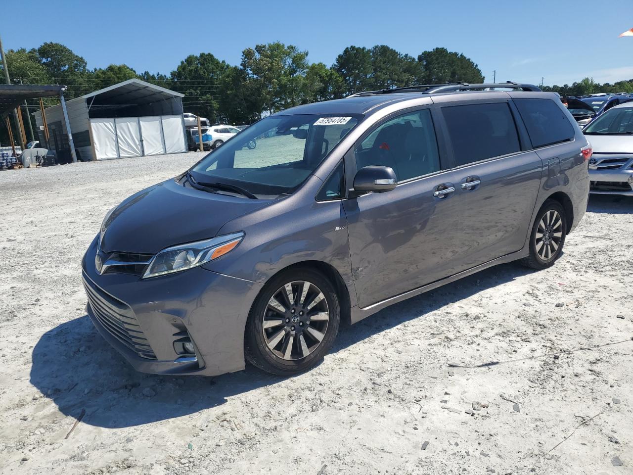 TOYOTA SIENNA XLE