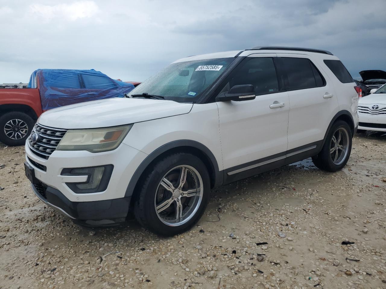FORD EXPLORER 2016