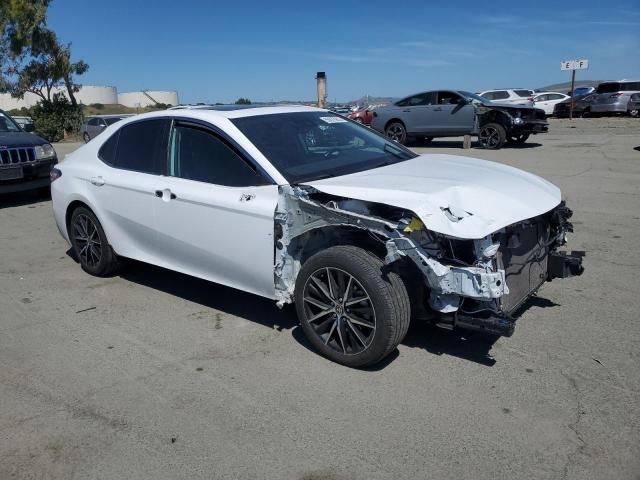 Vin: 4t1t11ak4mu522916, lot: 55675935, toyota camry se 20214