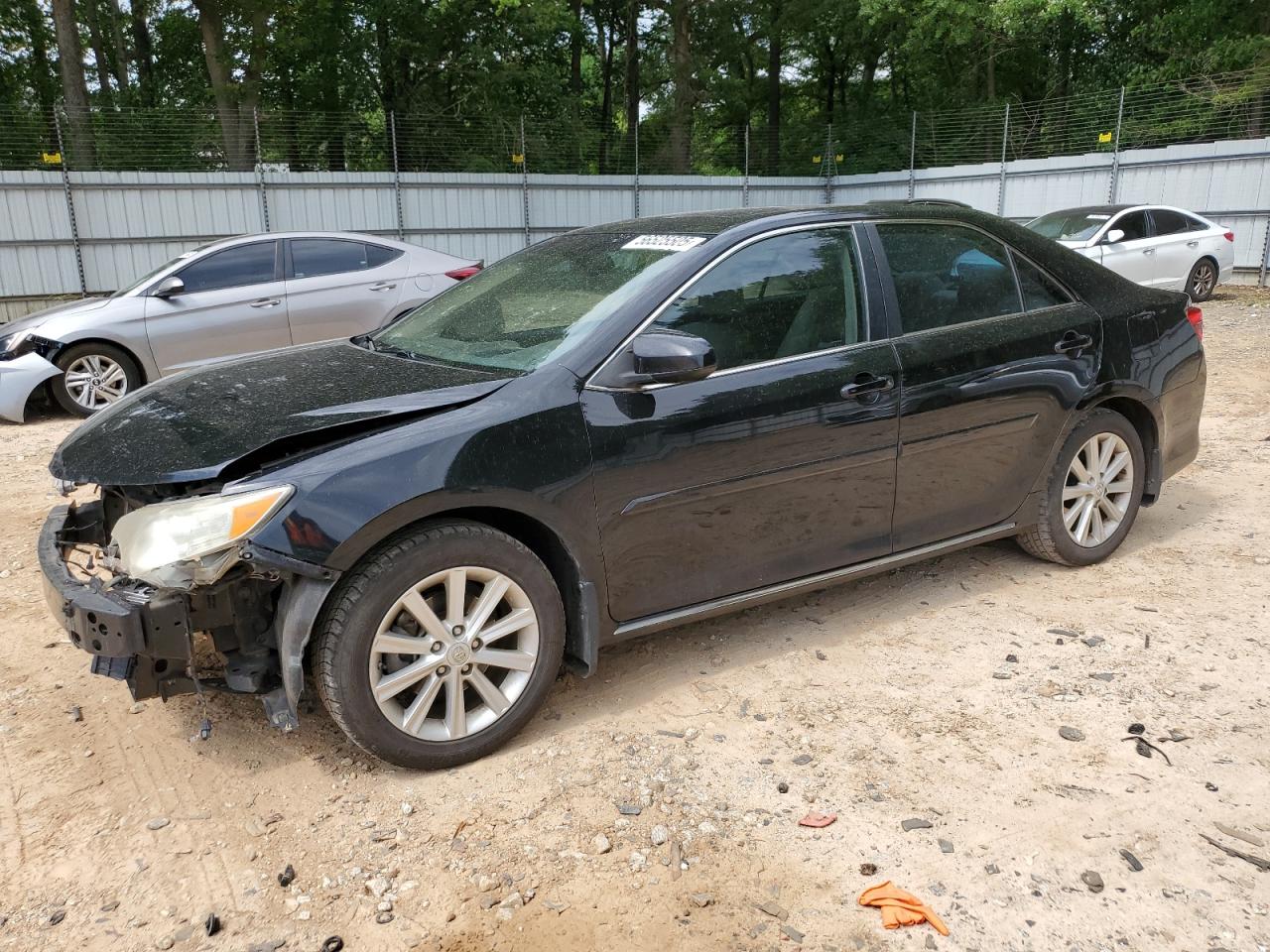 TOYOTA CAMRY SE