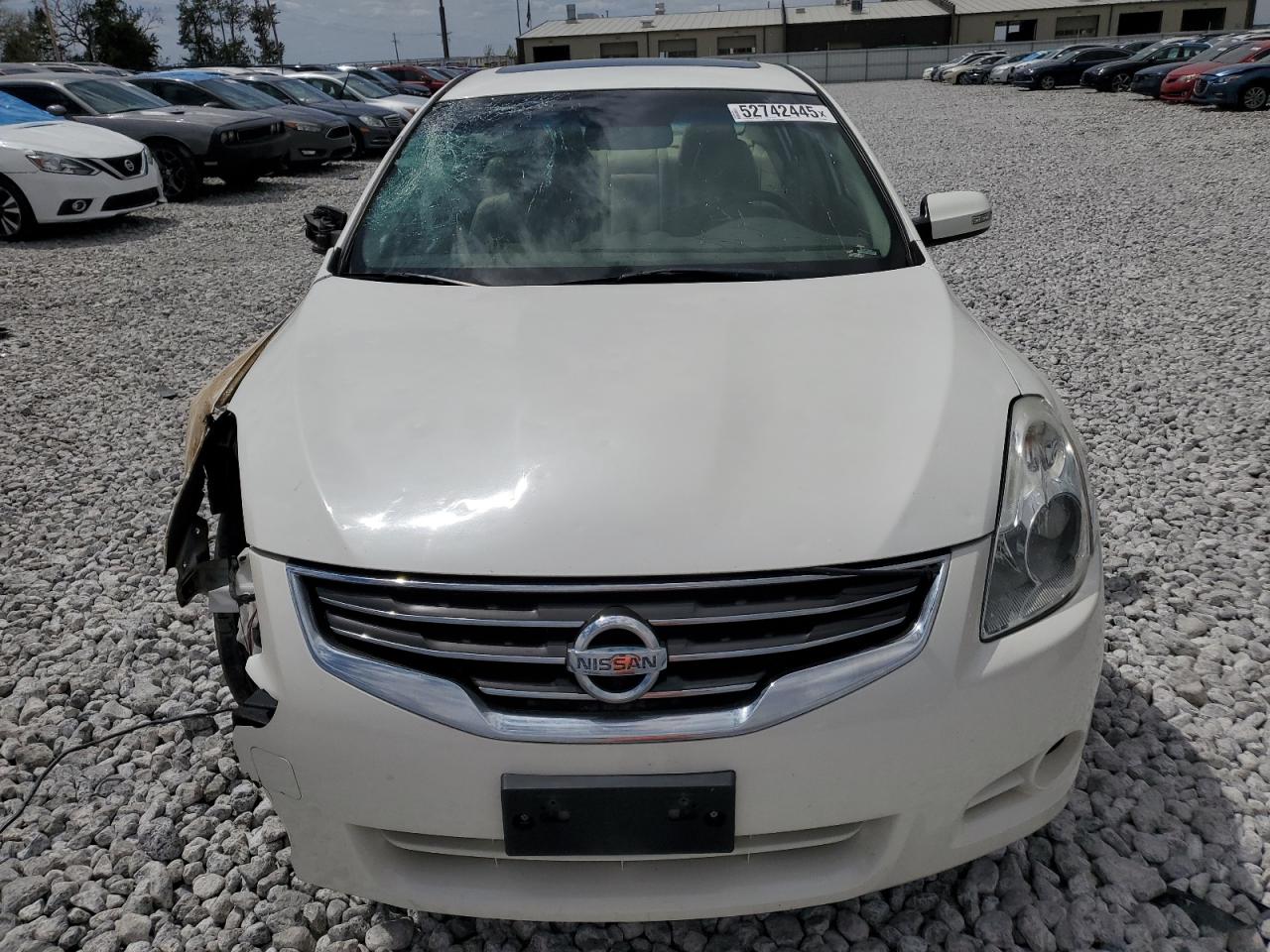 NISSAN ALTIMA BASE