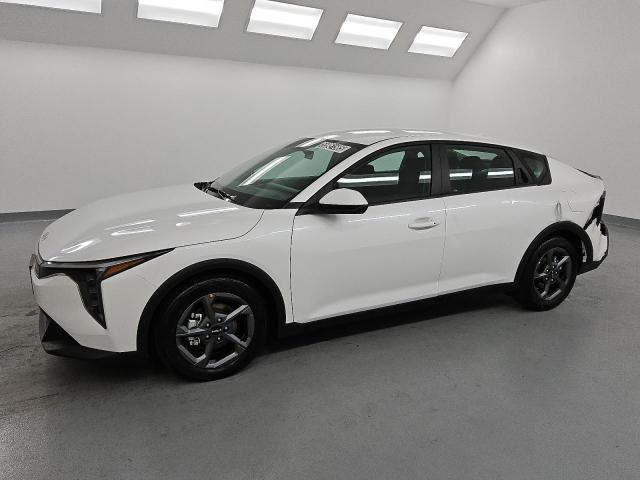 Vin: 3kpft4dexse075717, lot: 55951585, kia k4 lx lx 2025 img_1