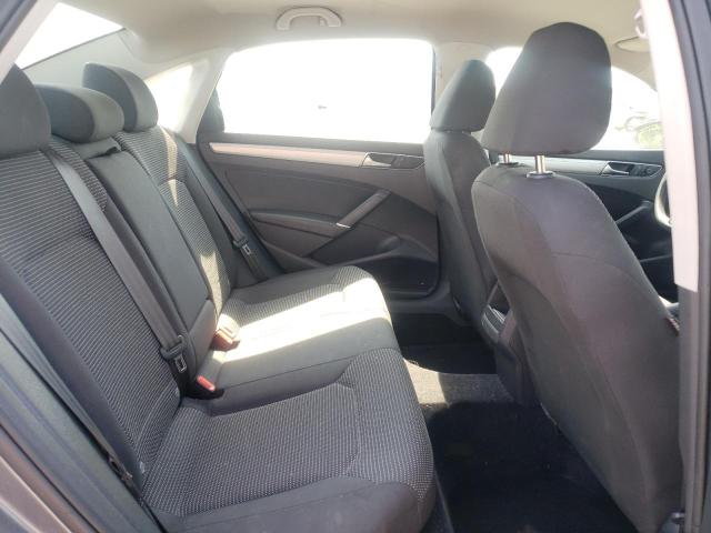 2017 VOLKSWAGEN PASSAT S - 1VWAT7A38HC056059