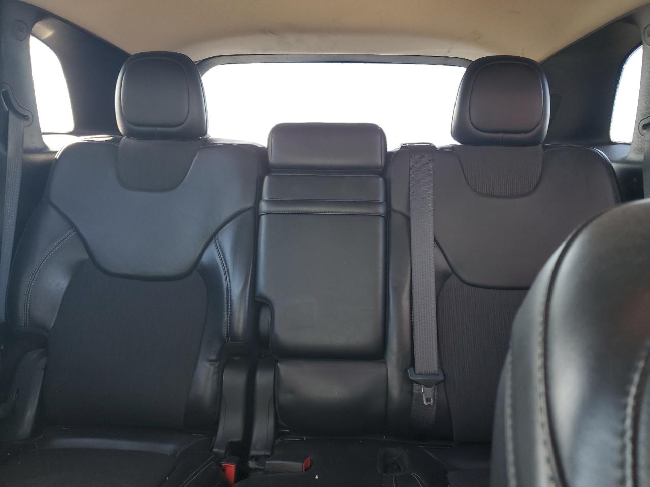 JEEP GRAND CHEROKEE LATITUDE PLUS