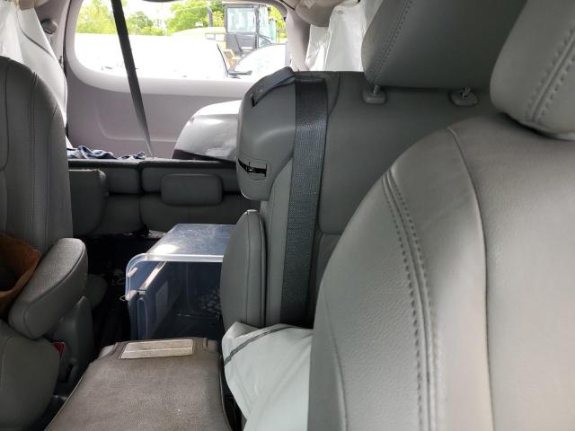 2020 TOYOTA SIENNA XLE - 5TDYZ3DC2LS026891