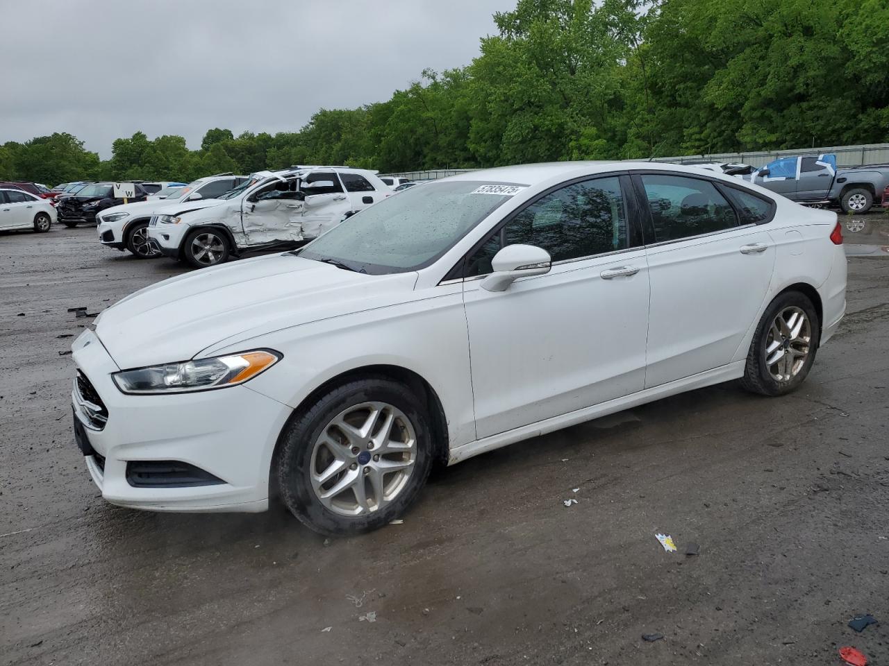 FORD FUSION SE