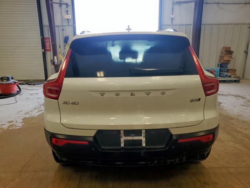 2025 VOLVO XC40 PLUS YV4L12UC7S2500512