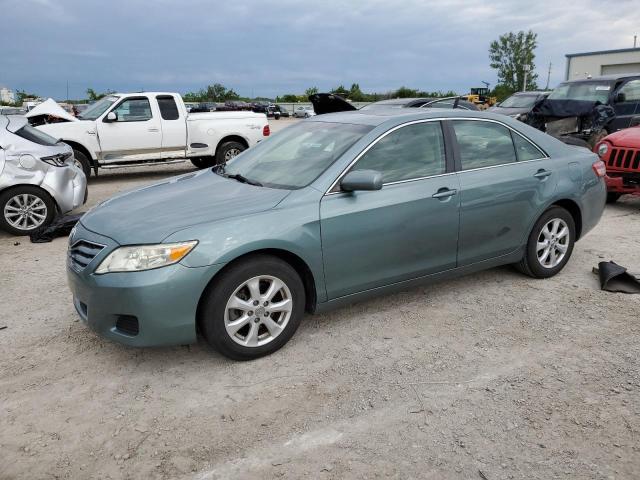 TOYOTA CAMRY BASE