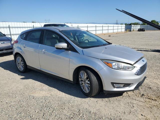 Vin: 1fadp3n21hl279810, lot: 57950195, ford focus titanium 20174