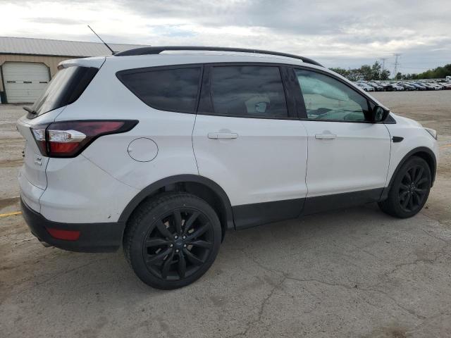 Vin: 1fmcu0gdxjud04646, lot: 56383465, ford escape se 20183
