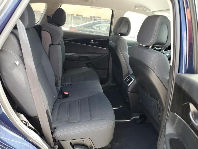 2016 KIA SORENTO LX - 5XYPG4A39GG118479