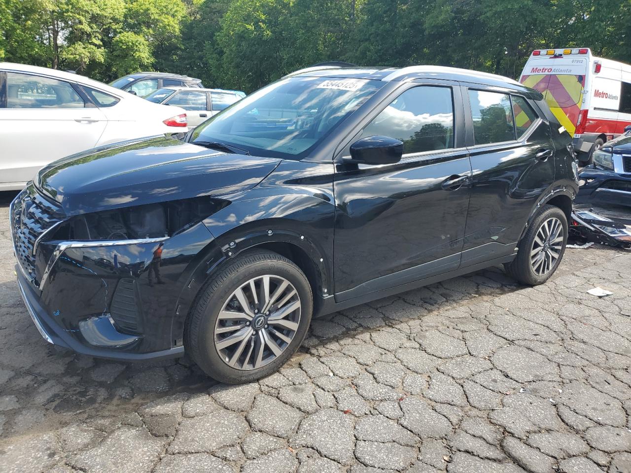 NISSAN KICKS SV